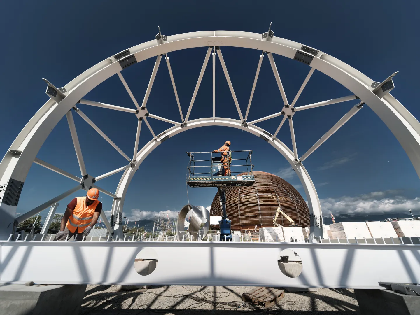 Le Portail de la science du CERN prend forme… tubulaire