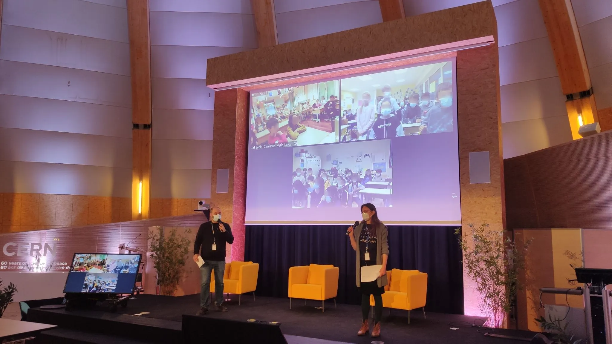 Les jeunes scientifiques partagent leurs résultats pendant la conférence virtuelle finale, le 10 mai 2021. (Image: CERN)