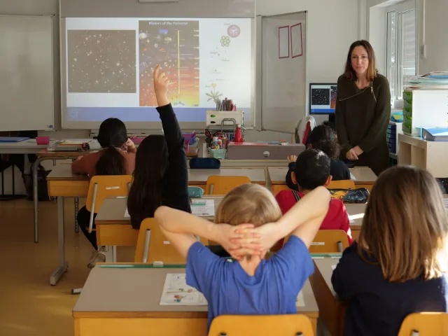 Plus de 5 000 élèves de la région ont rencontré des ambassadrices des sciences sur une semaine