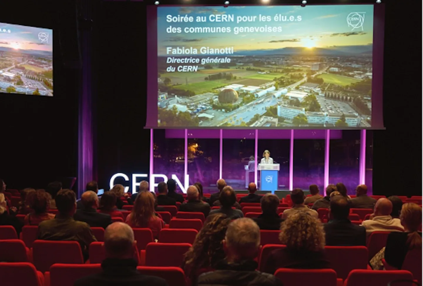 CERN welcomes elected representatives of Geneva communes